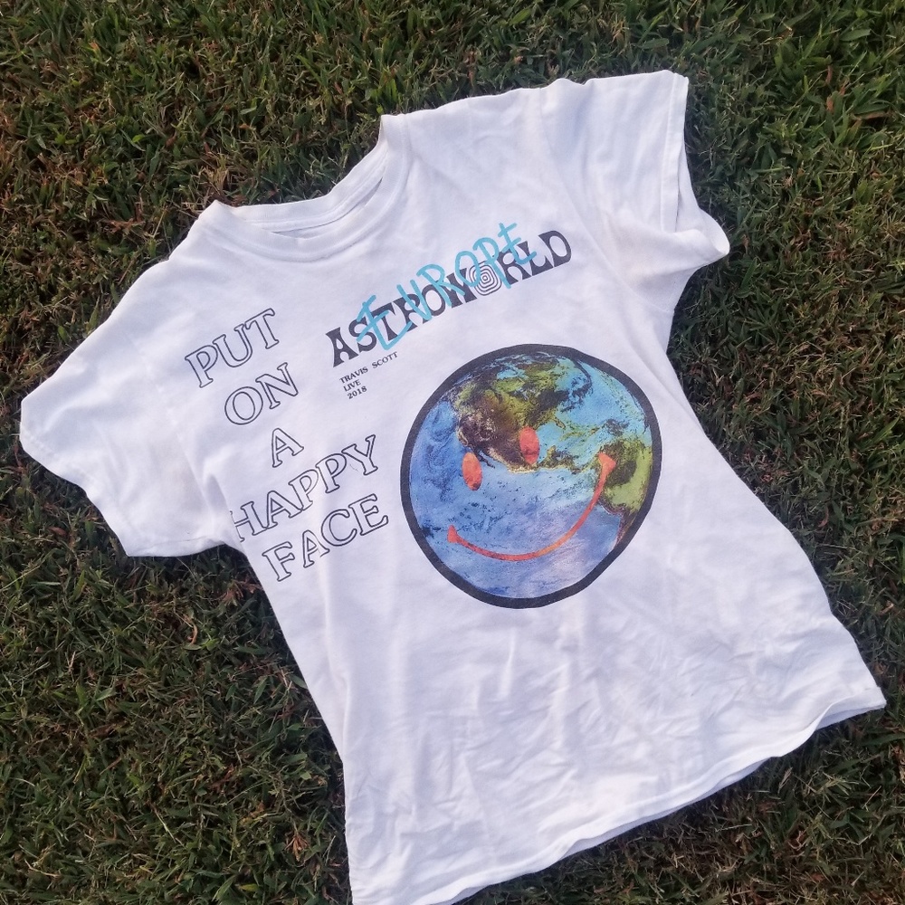 Travis Scott Astroworld Europe put on a happy face